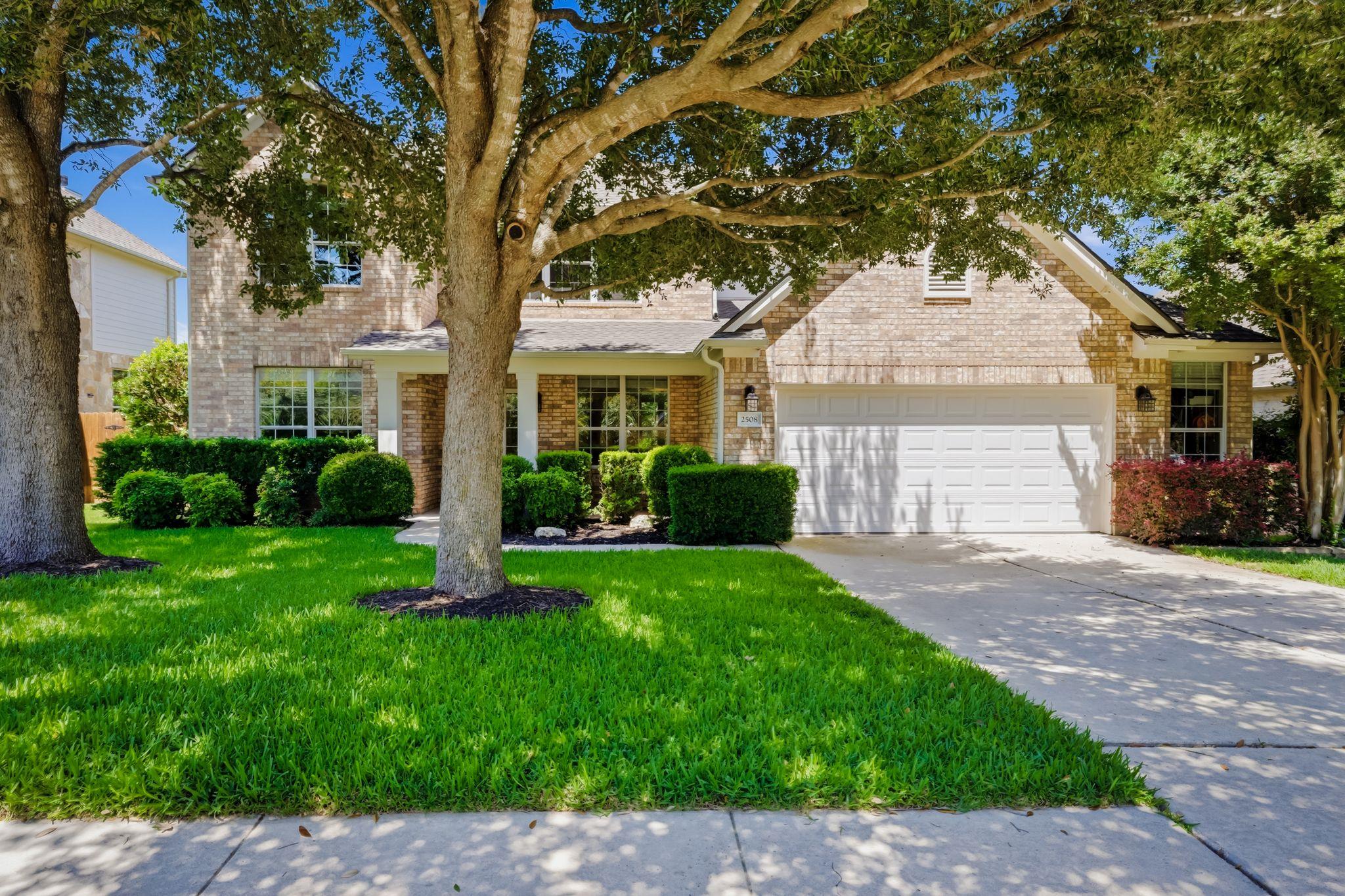 2508 Lipizzan DR