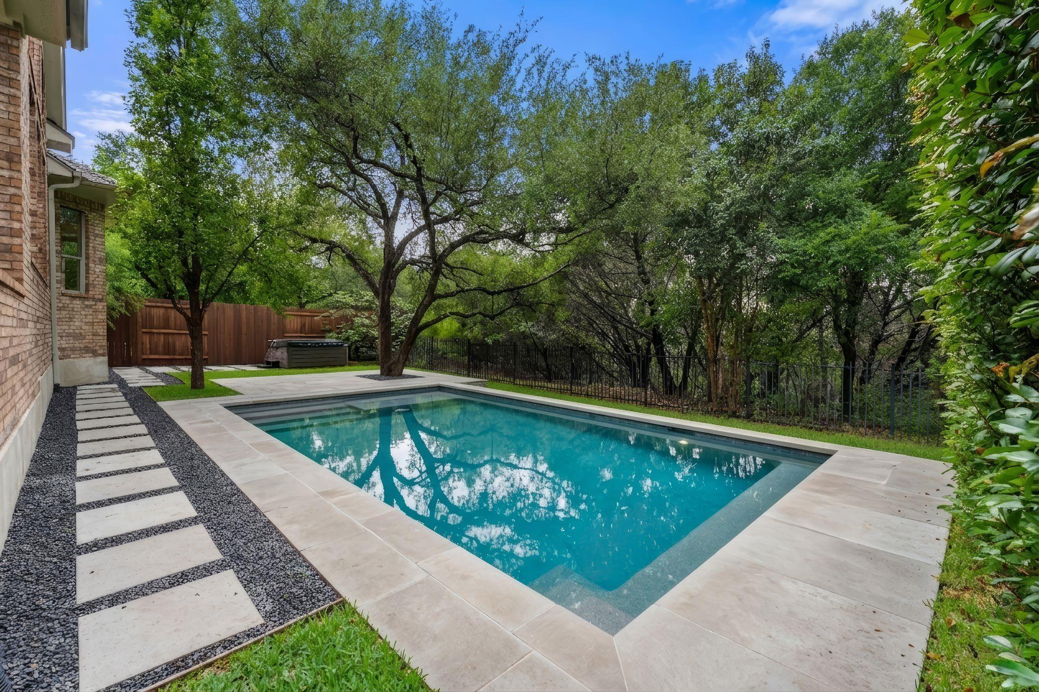 2508 Lipizzan DR