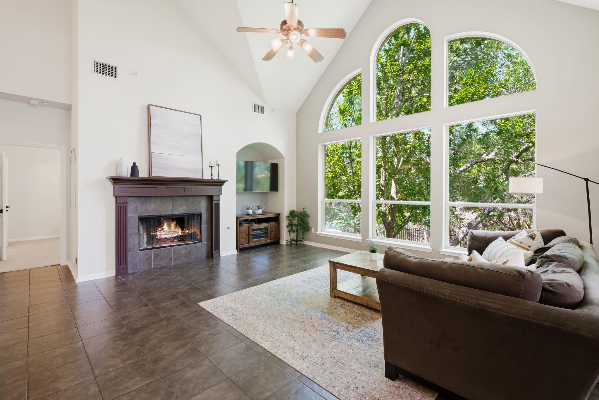 2508 Lipizzan DR