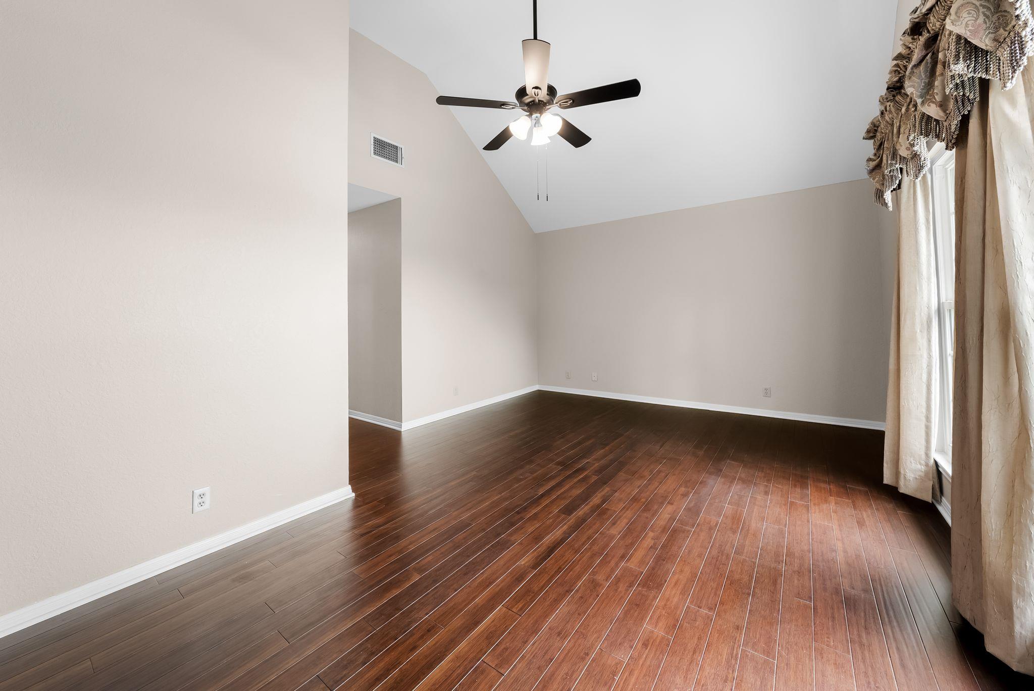 3605 Latimer DR