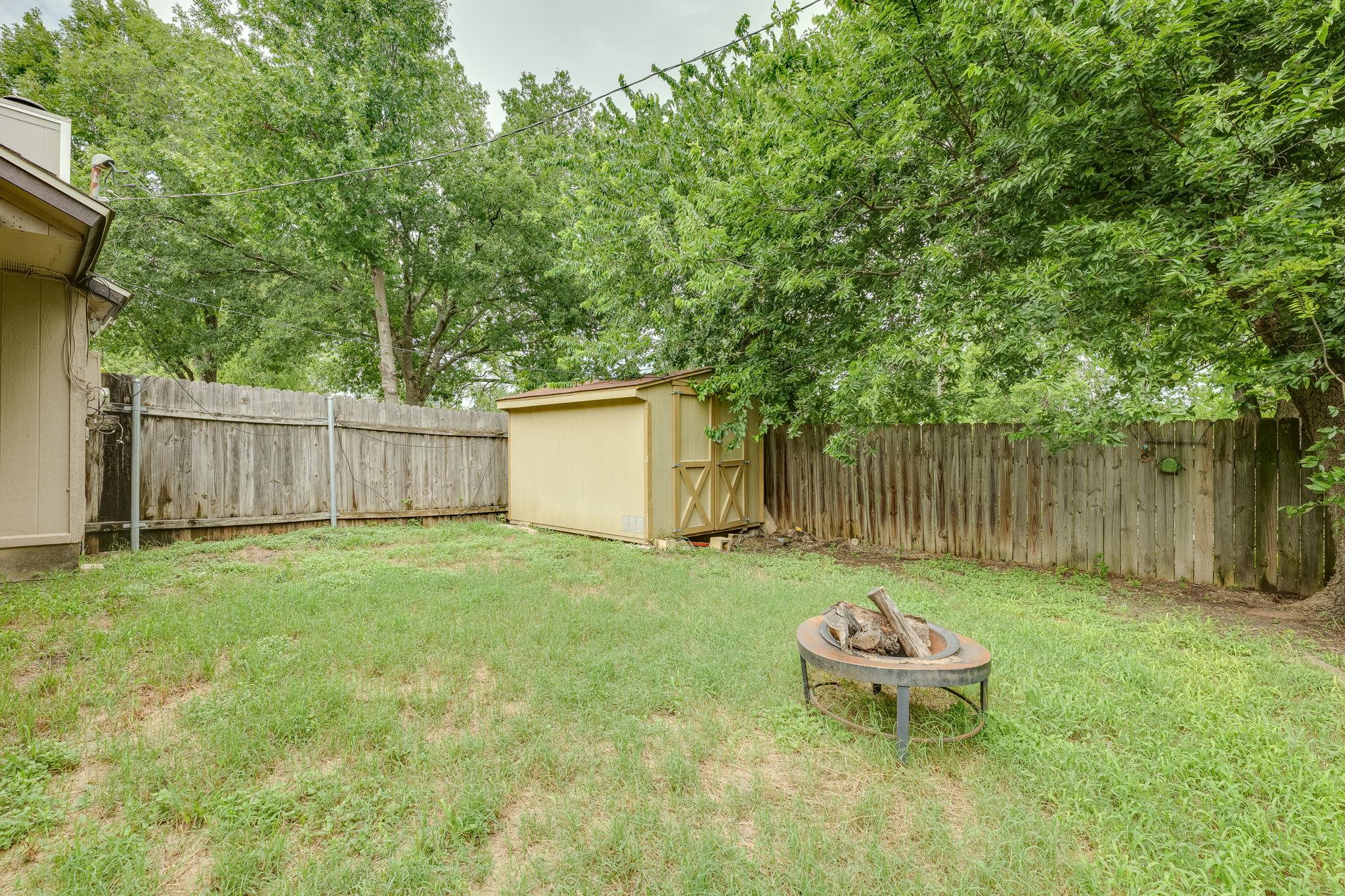 16041 Stoneham CIR