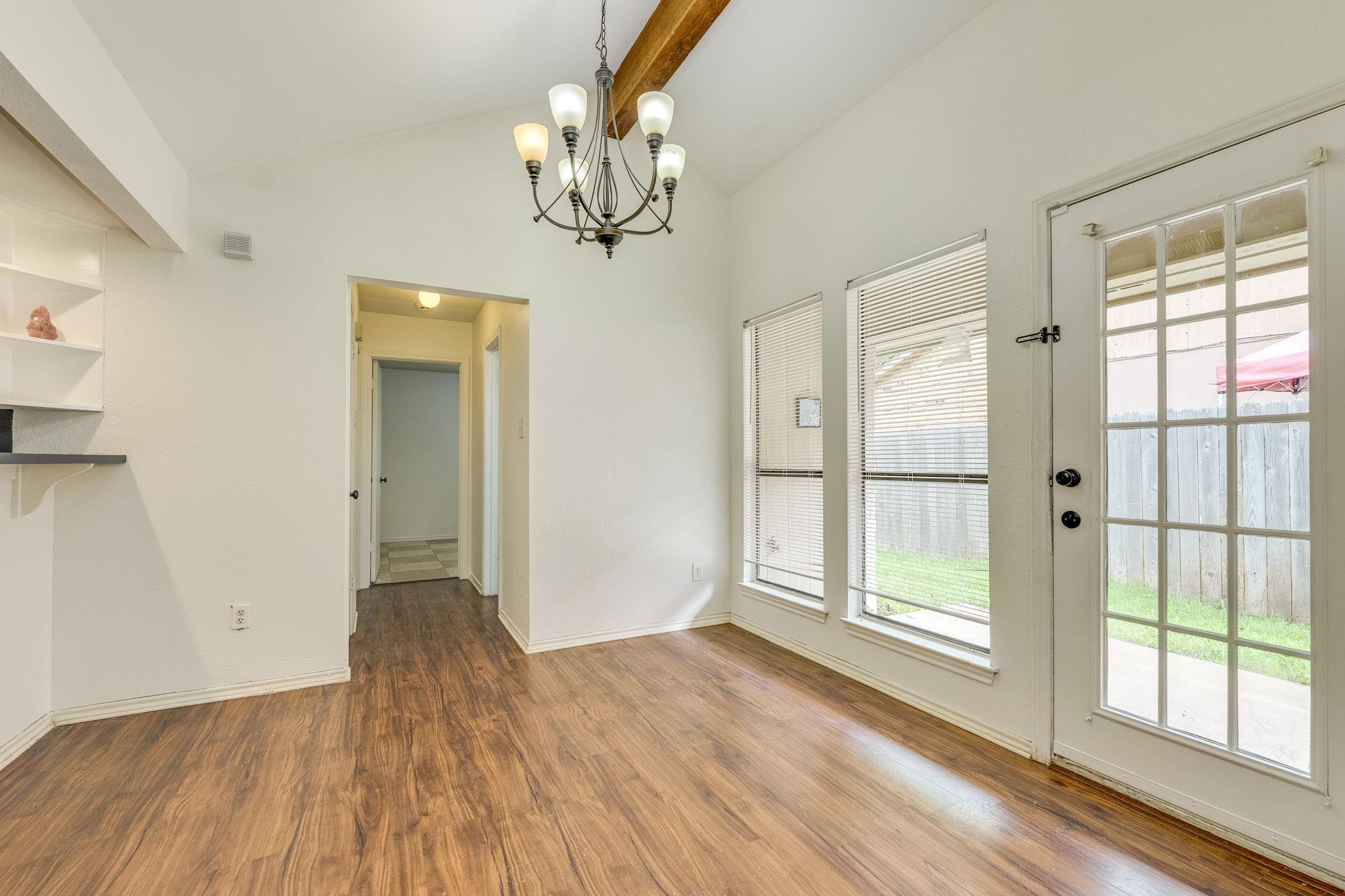 16041 Stoneham CIR