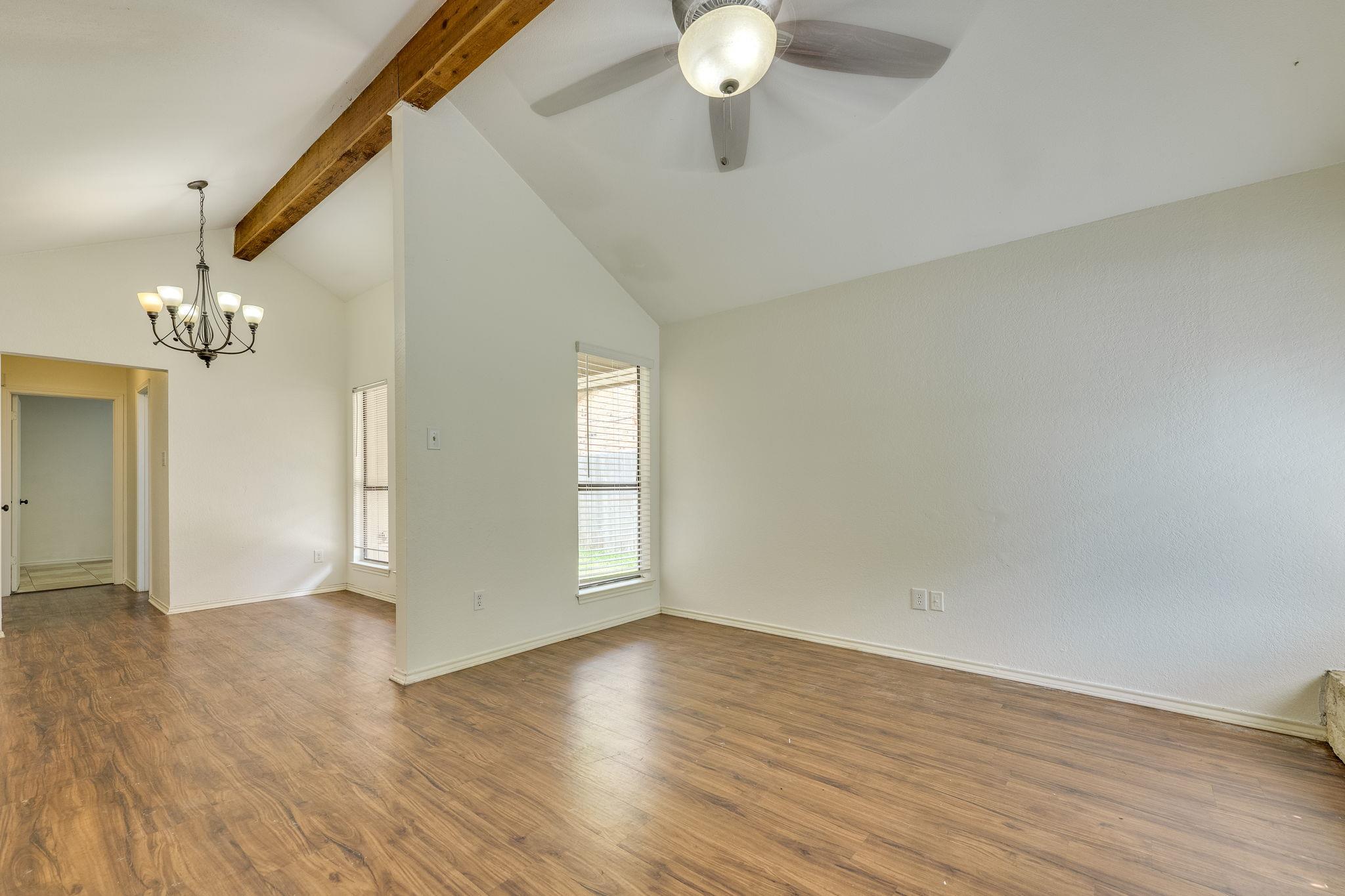 16041 Stoneham CIR