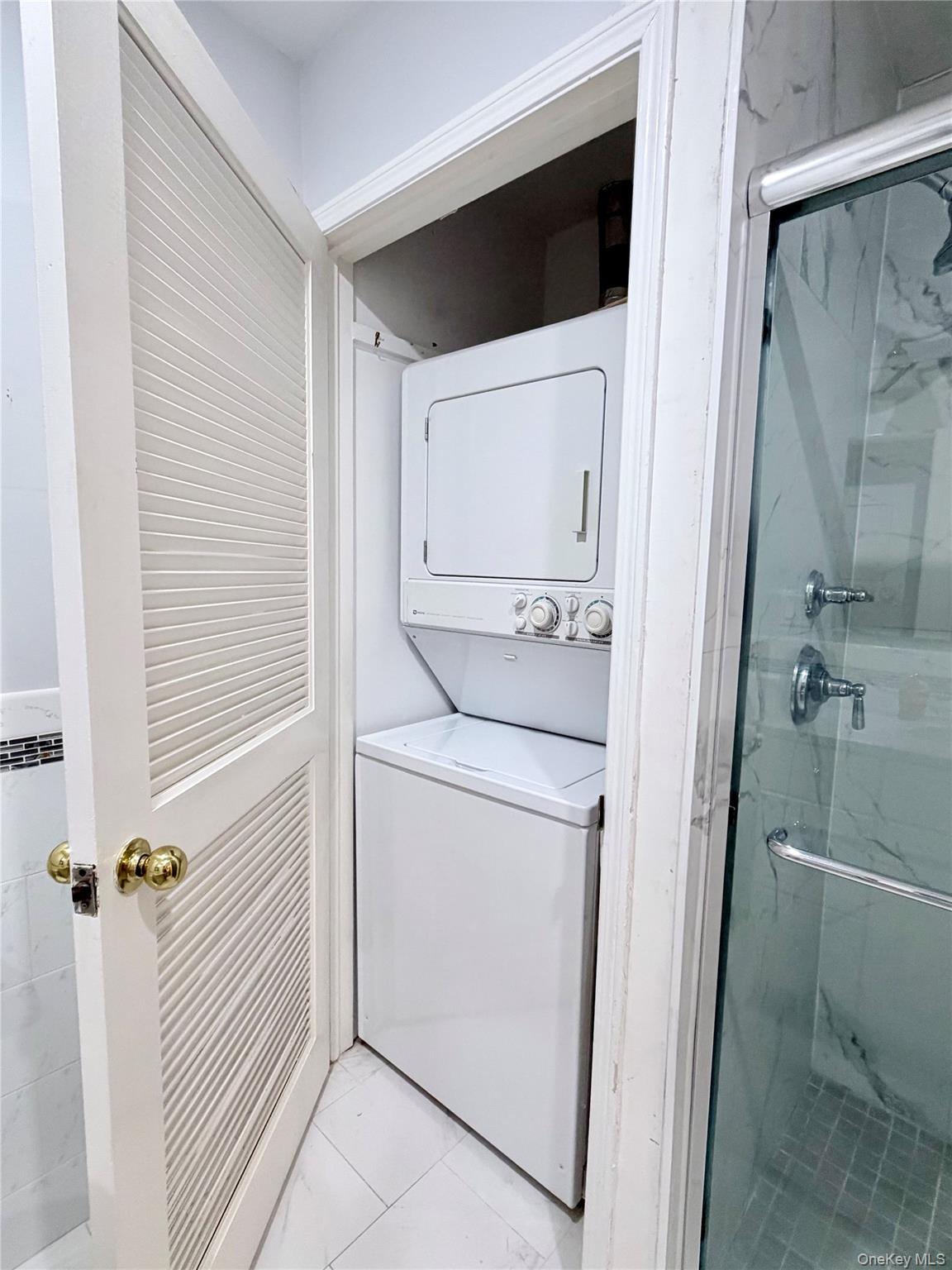 20 Foxwood Drive Unit: 1
