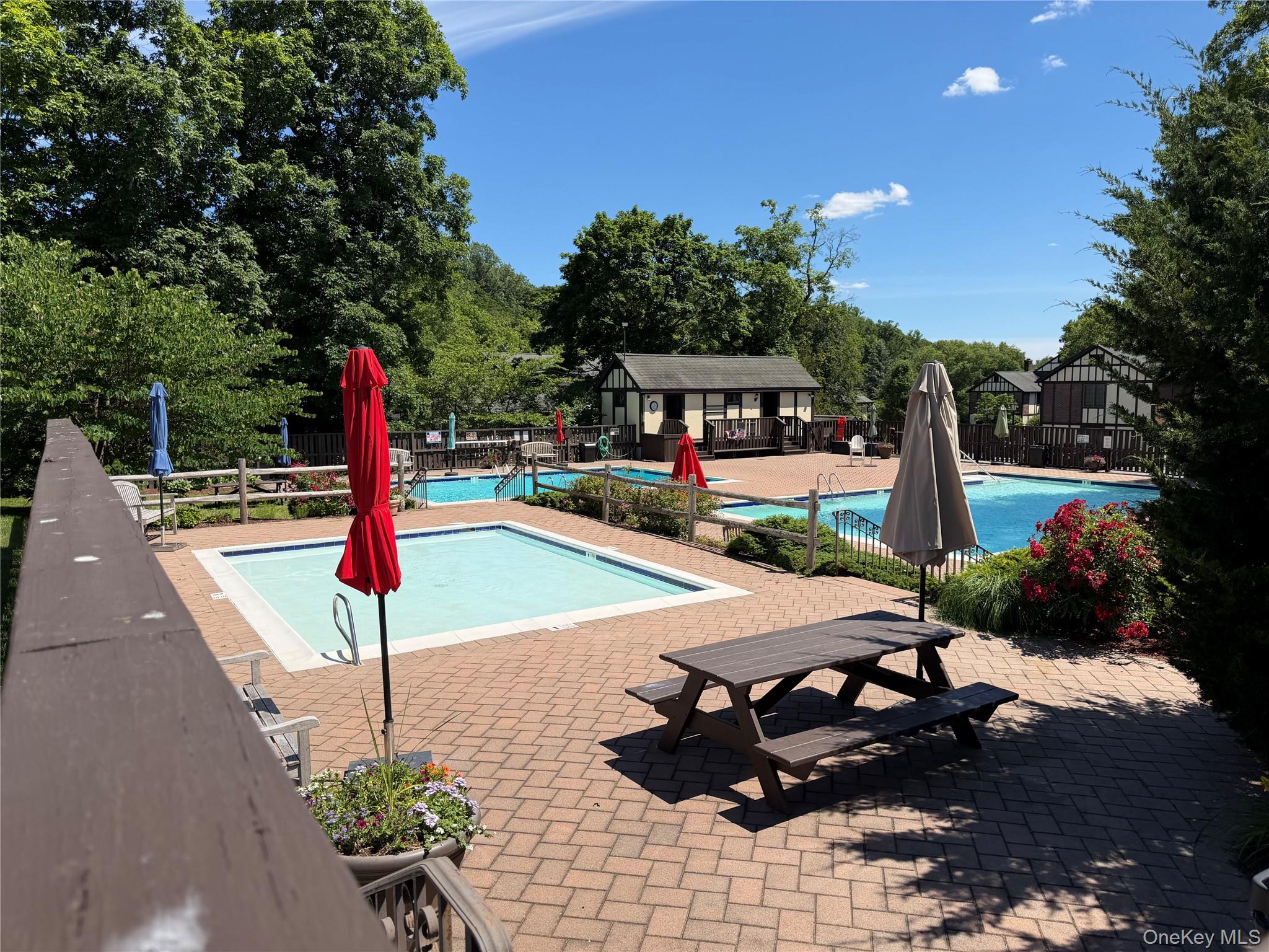20 Foxwood Drive Unit: 1