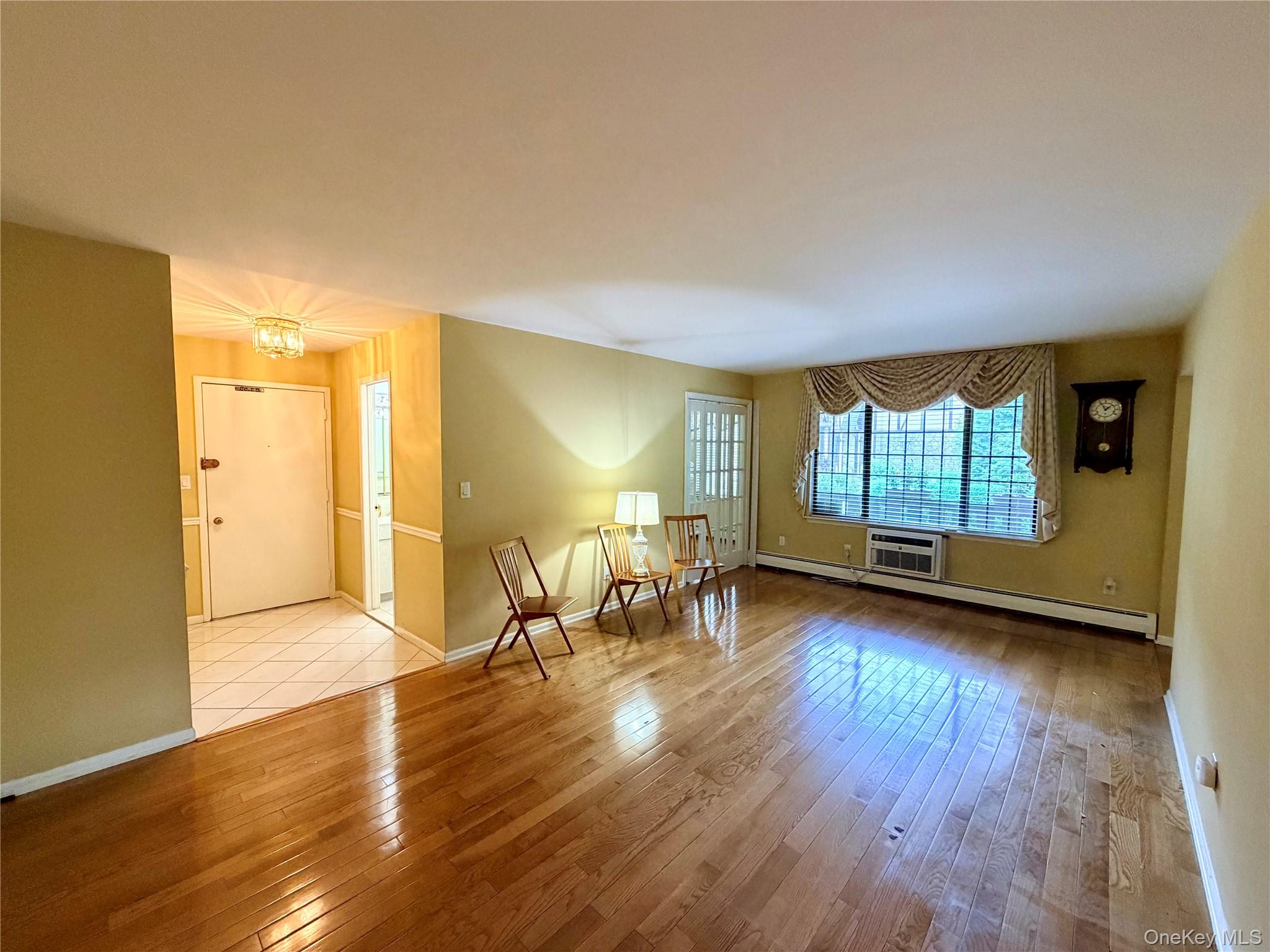20 Foxwood Drive Unit: 1