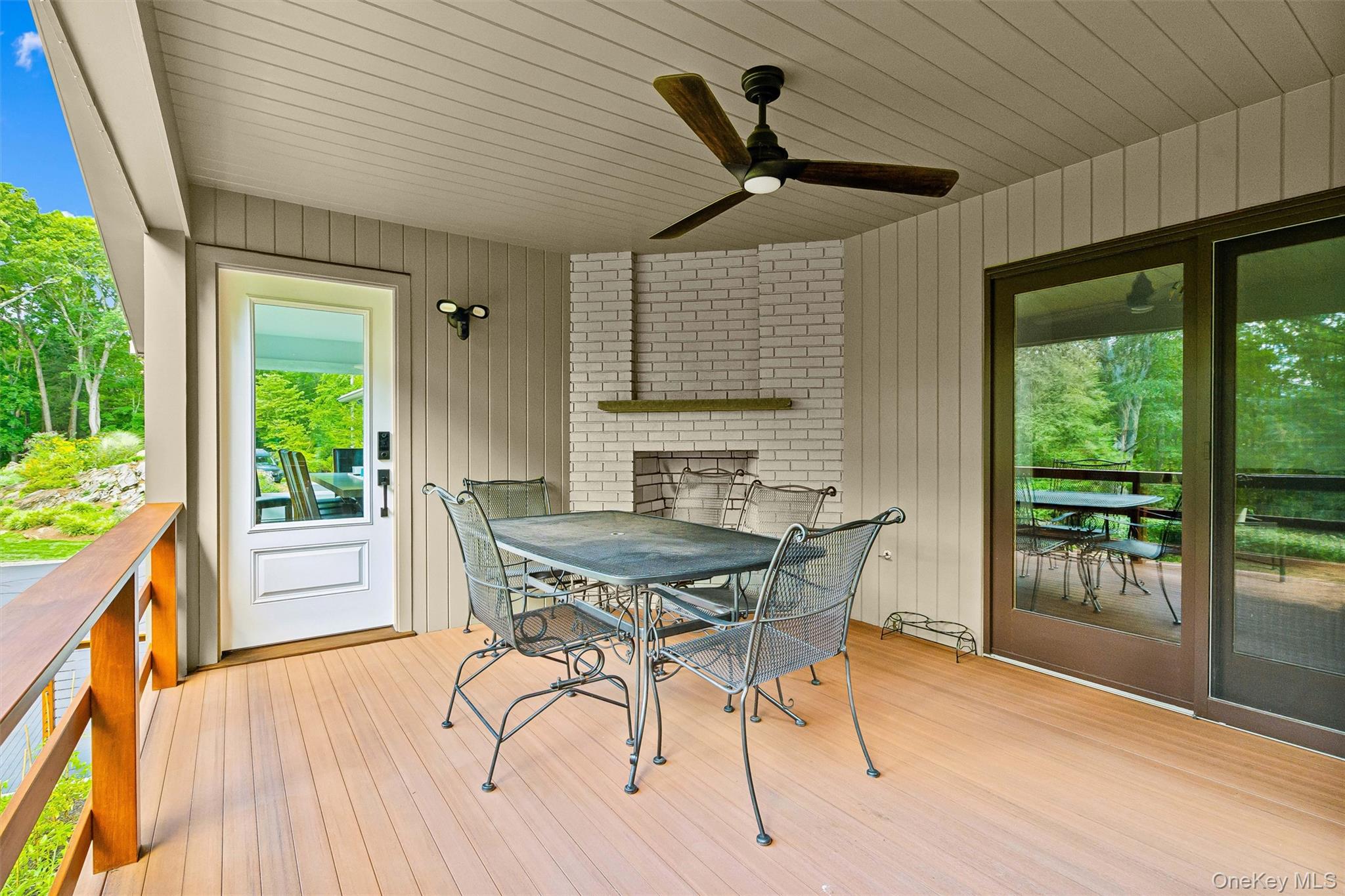 401 Chestnut Ridge Road