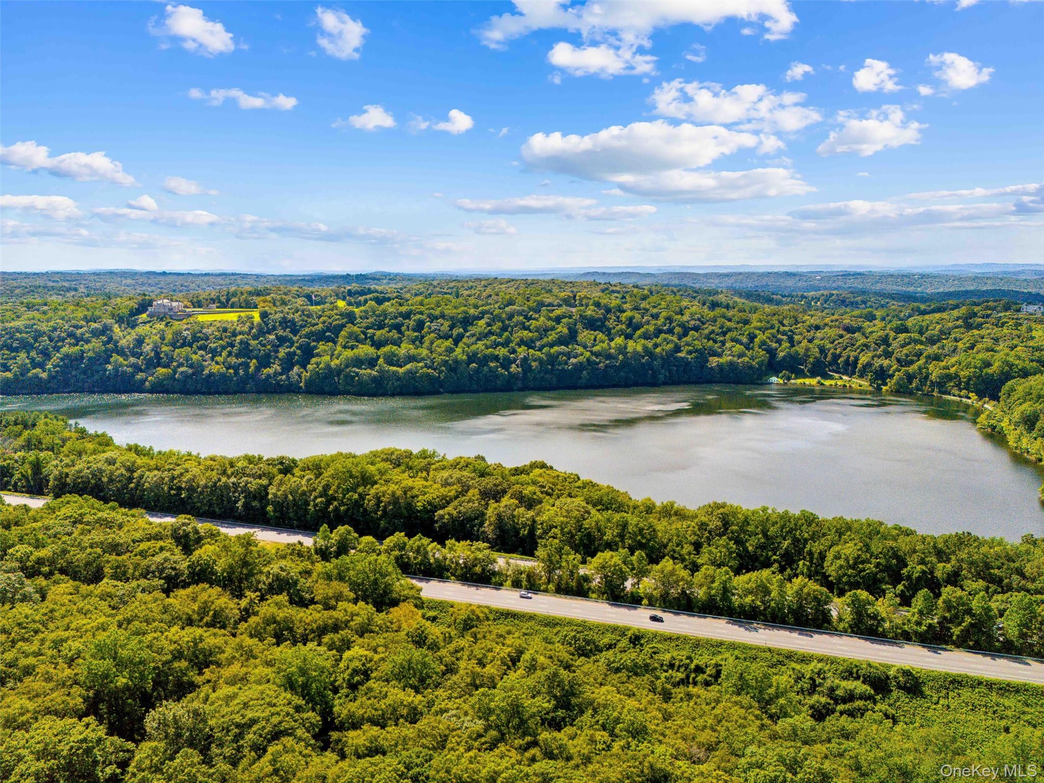 401 Chestnut Ridge Road