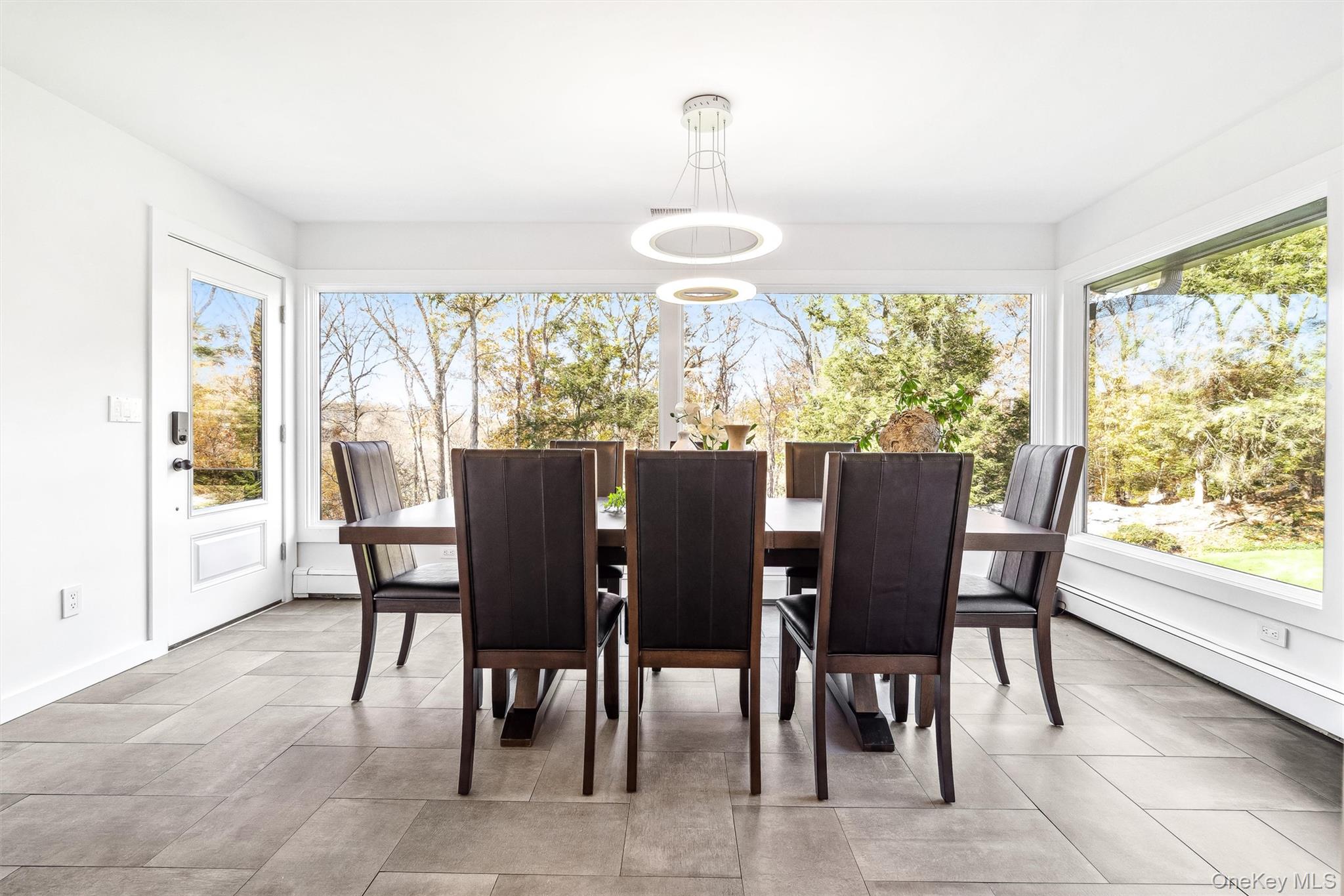 401 Chestnut Ridge Road