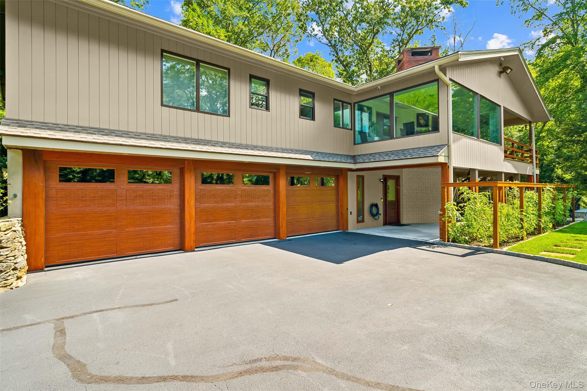 401 Chestnut Ridge Road