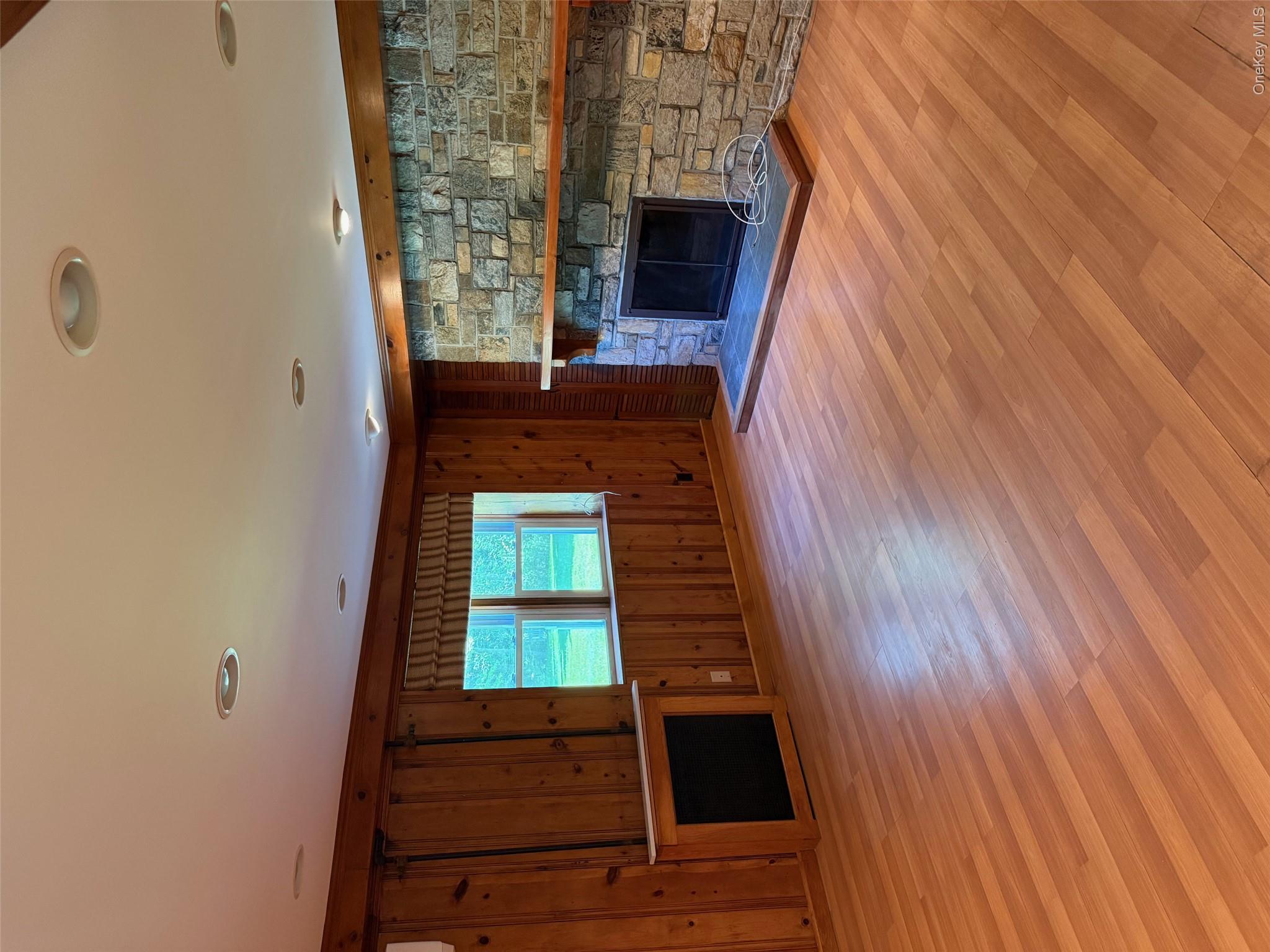 135 Worthington Road