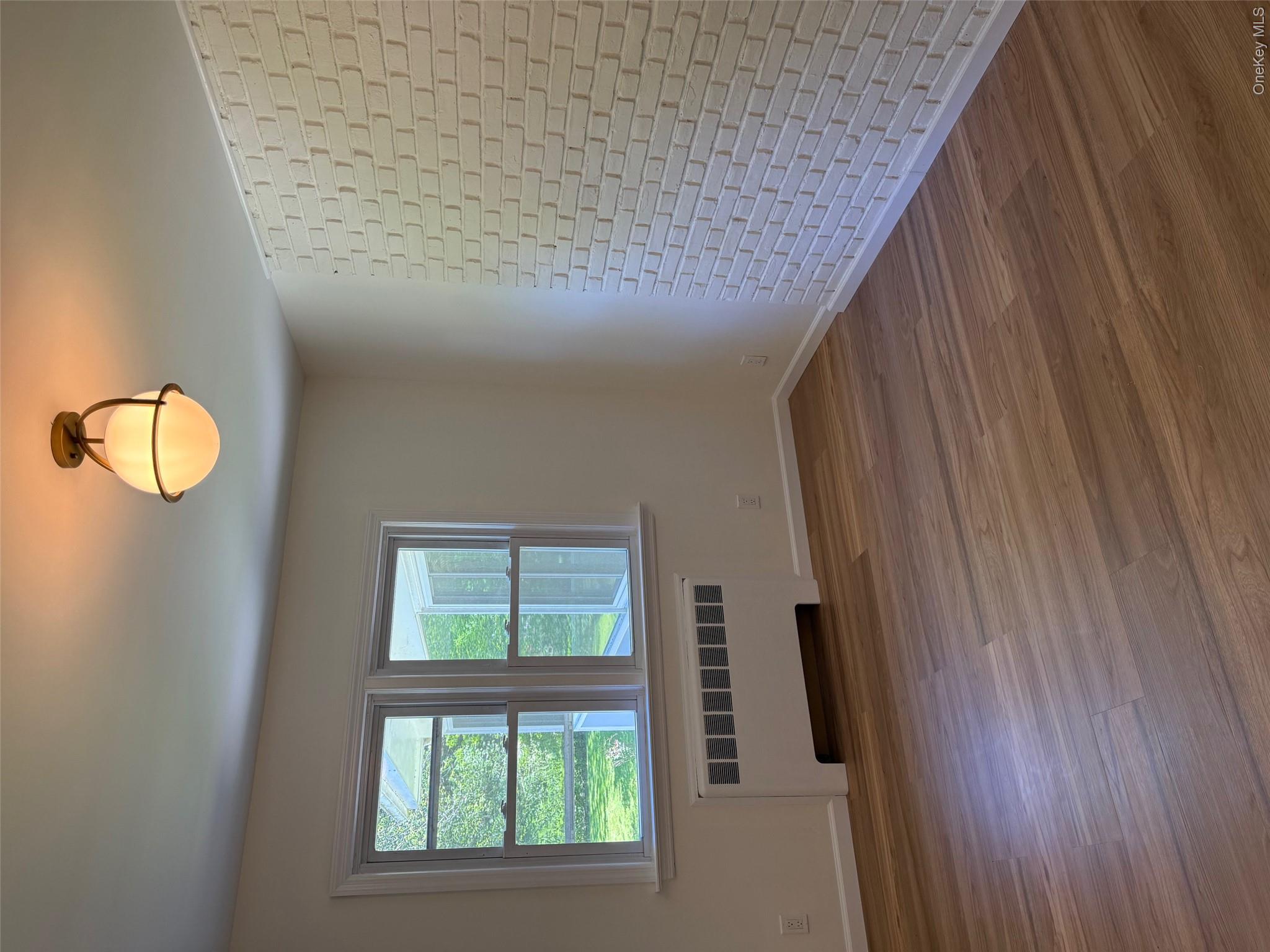135 Worthington Road