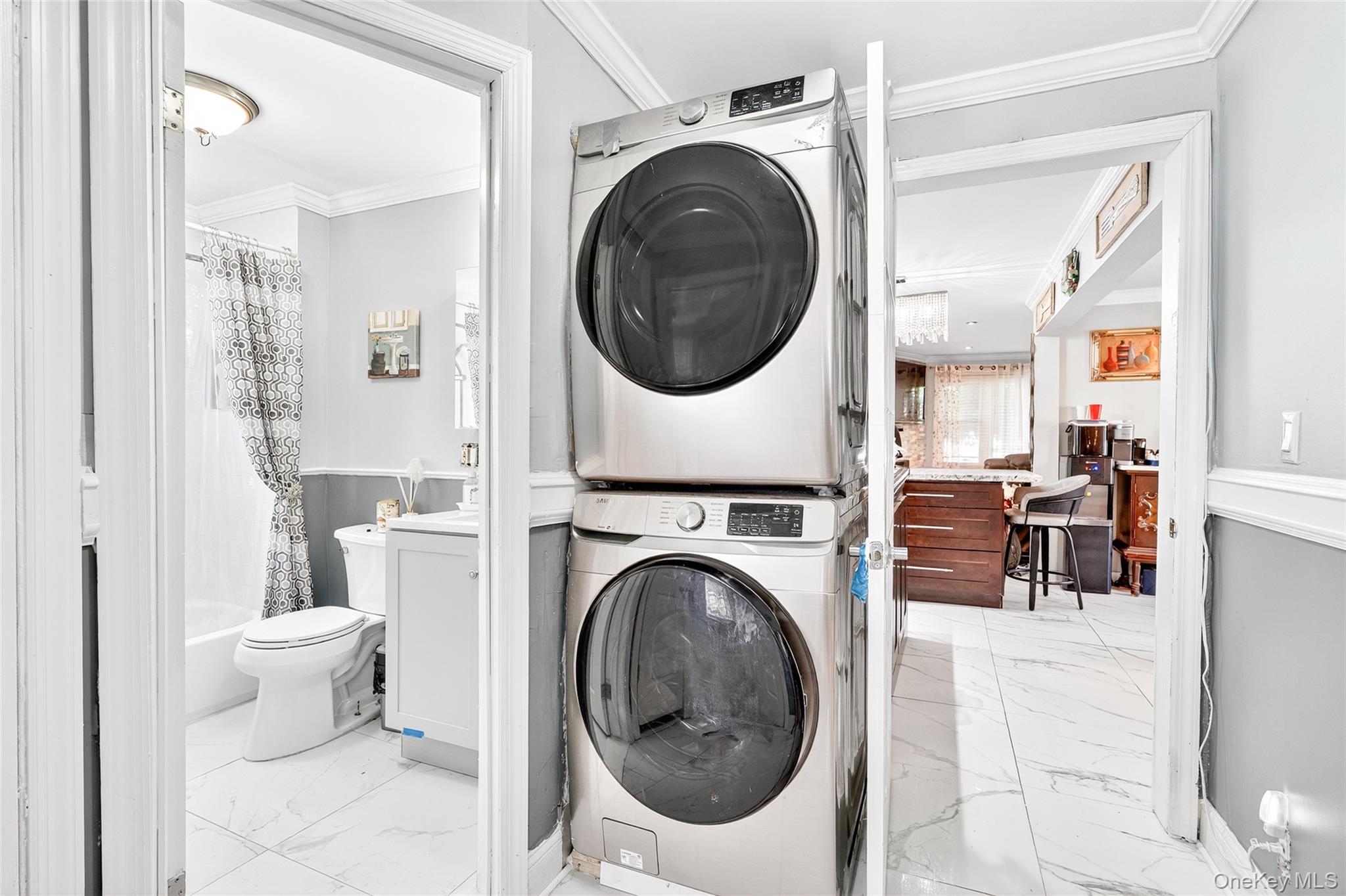 1514 Robertson Place