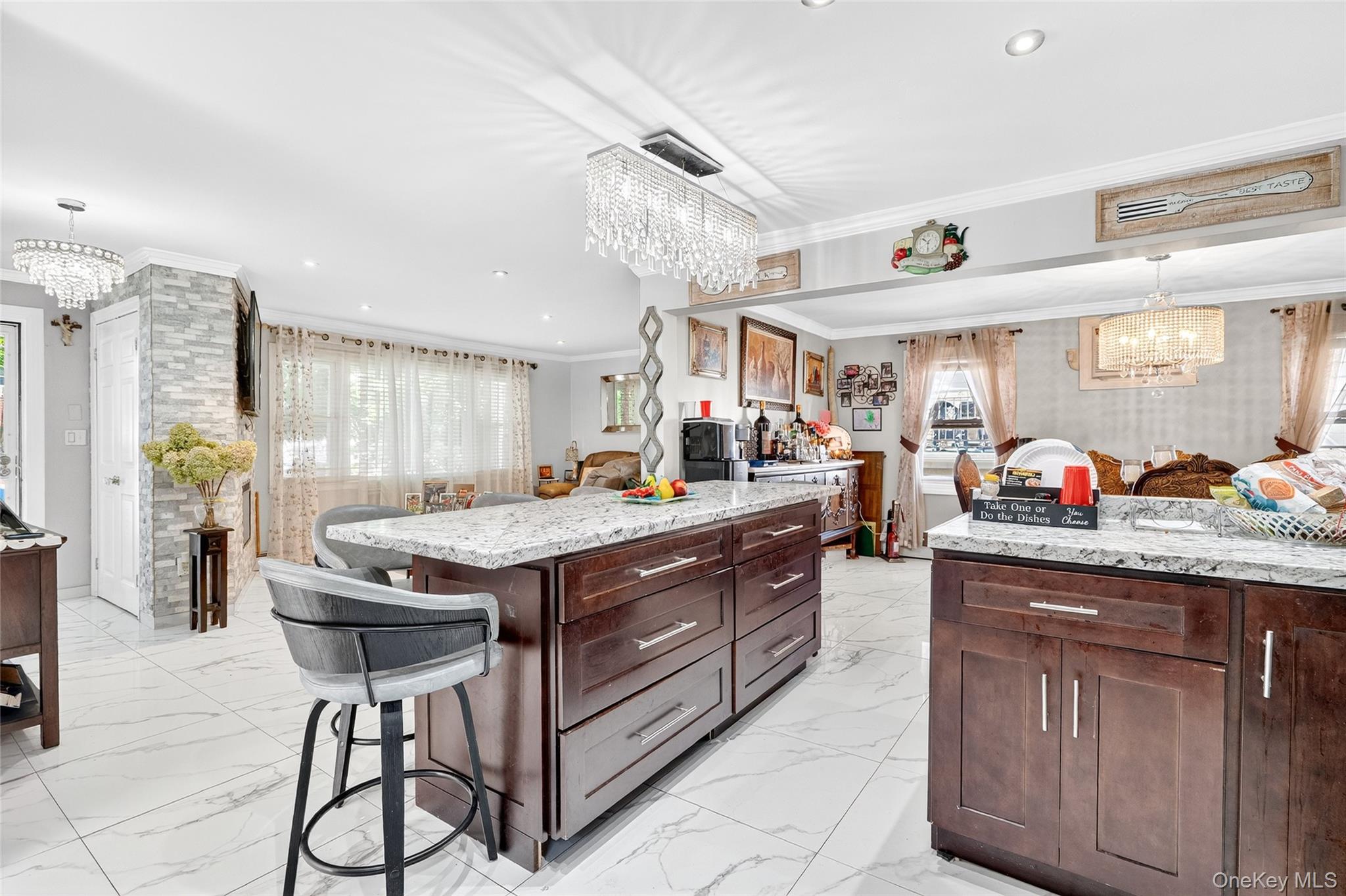 1514 Robertson Place