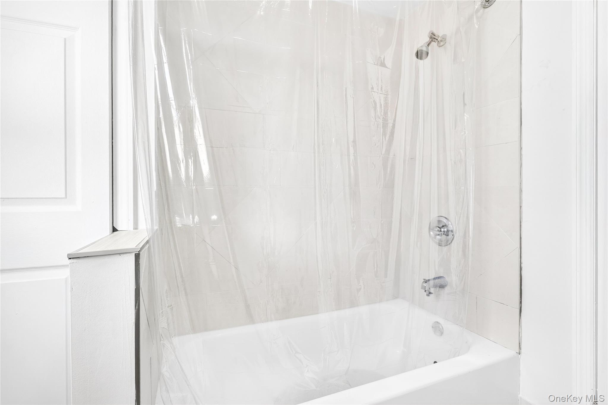 1514 Robertson Place