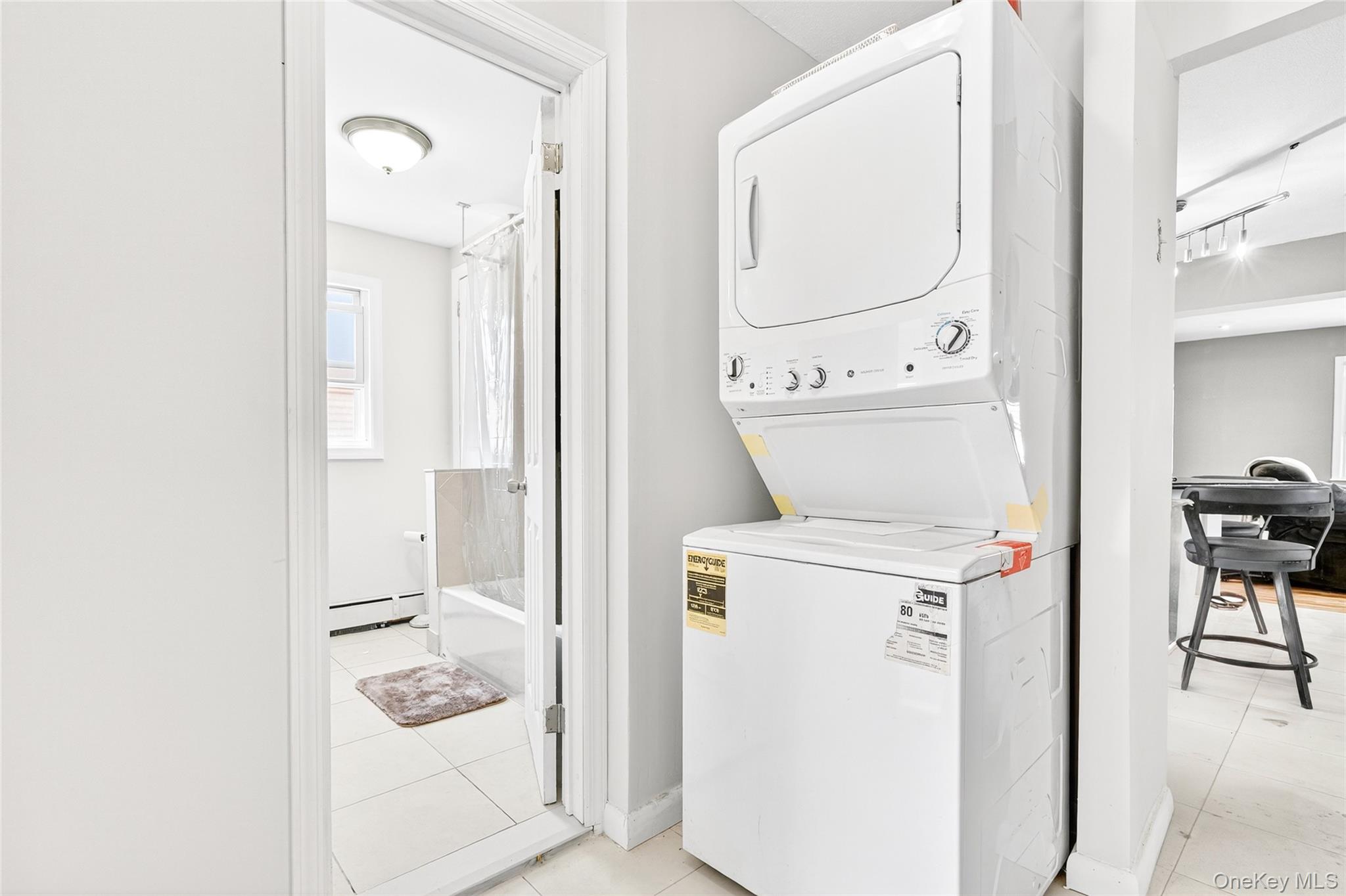 1514 Robertson Place