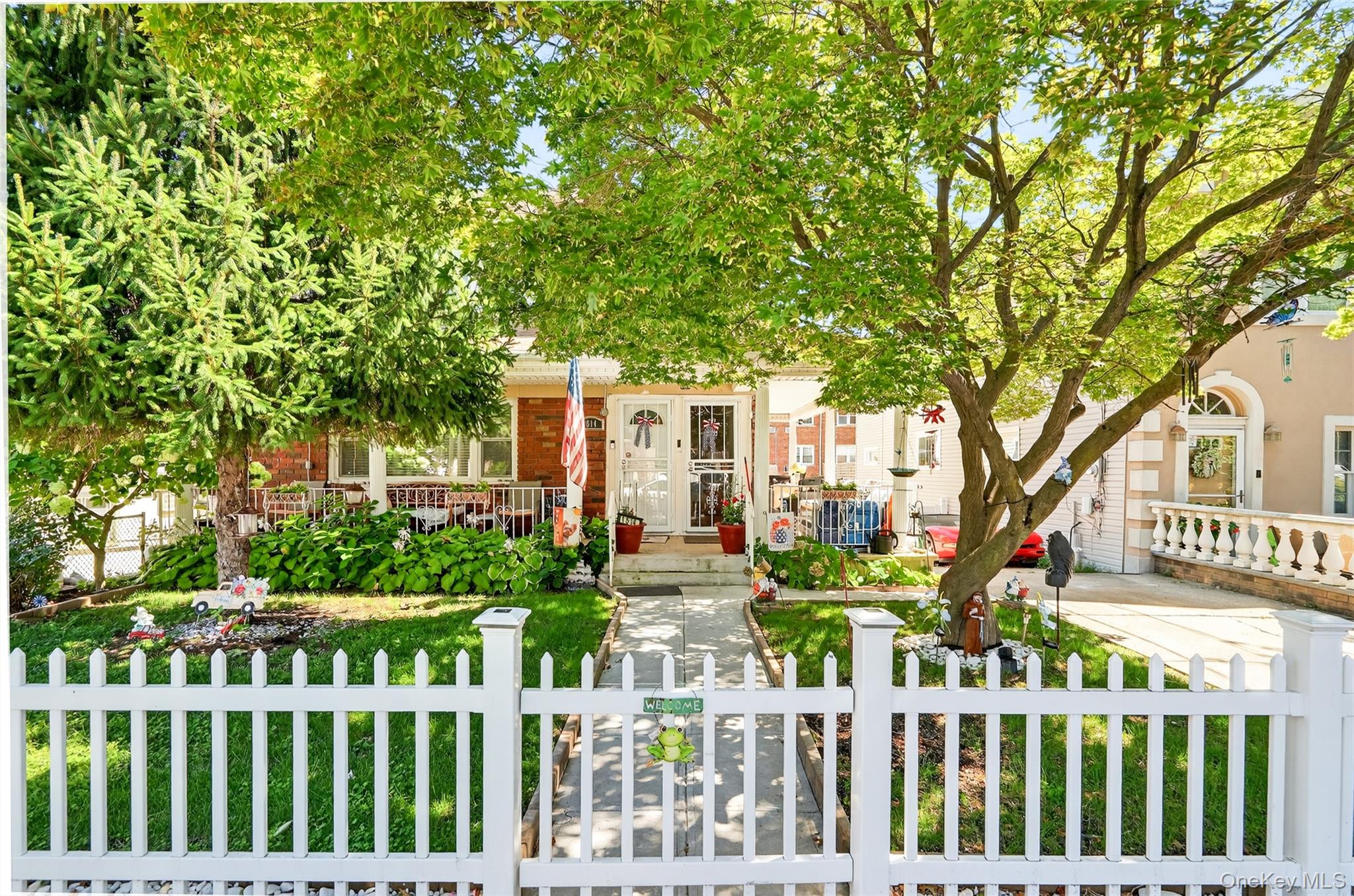 1514 Robertson Place