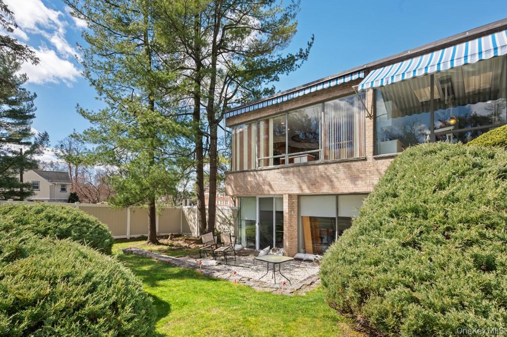 200 S Broadway Unit: 210 BLDG 1