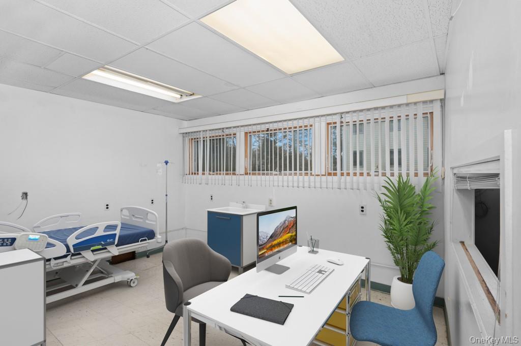 200 S Broadway Unit: Unit #200 Bldg 1