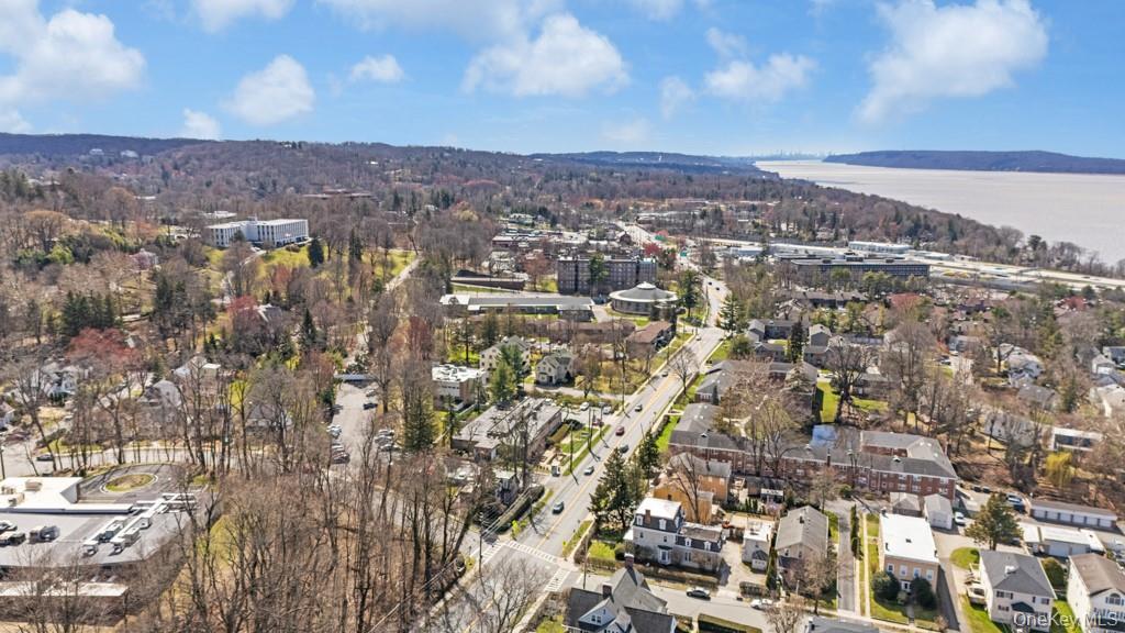 200 S Broadway Unit: Unit #200 Bldg 1