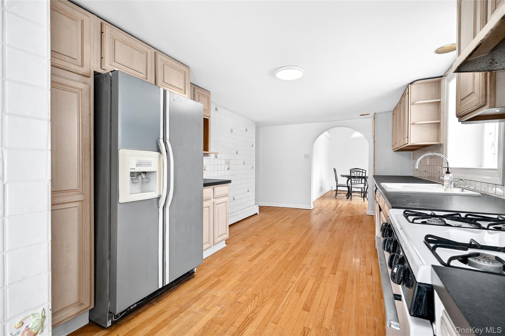 24 Old Knollwood Road