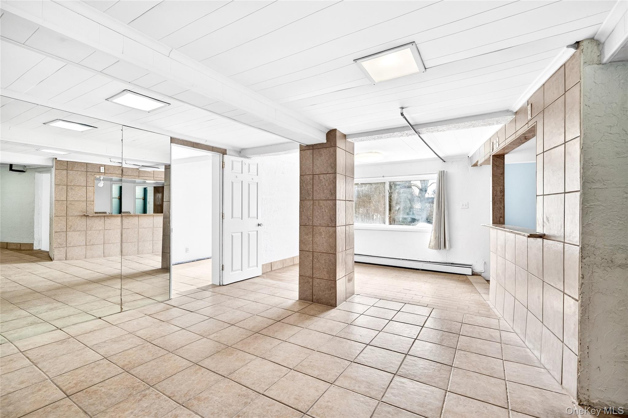 24 Old Knollwood Road