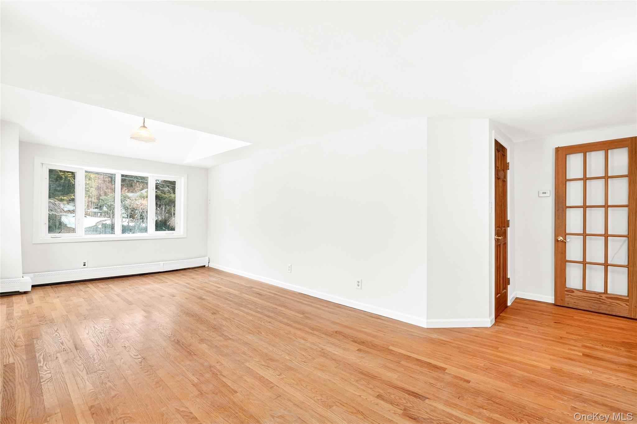 24 Old Knollwood Road