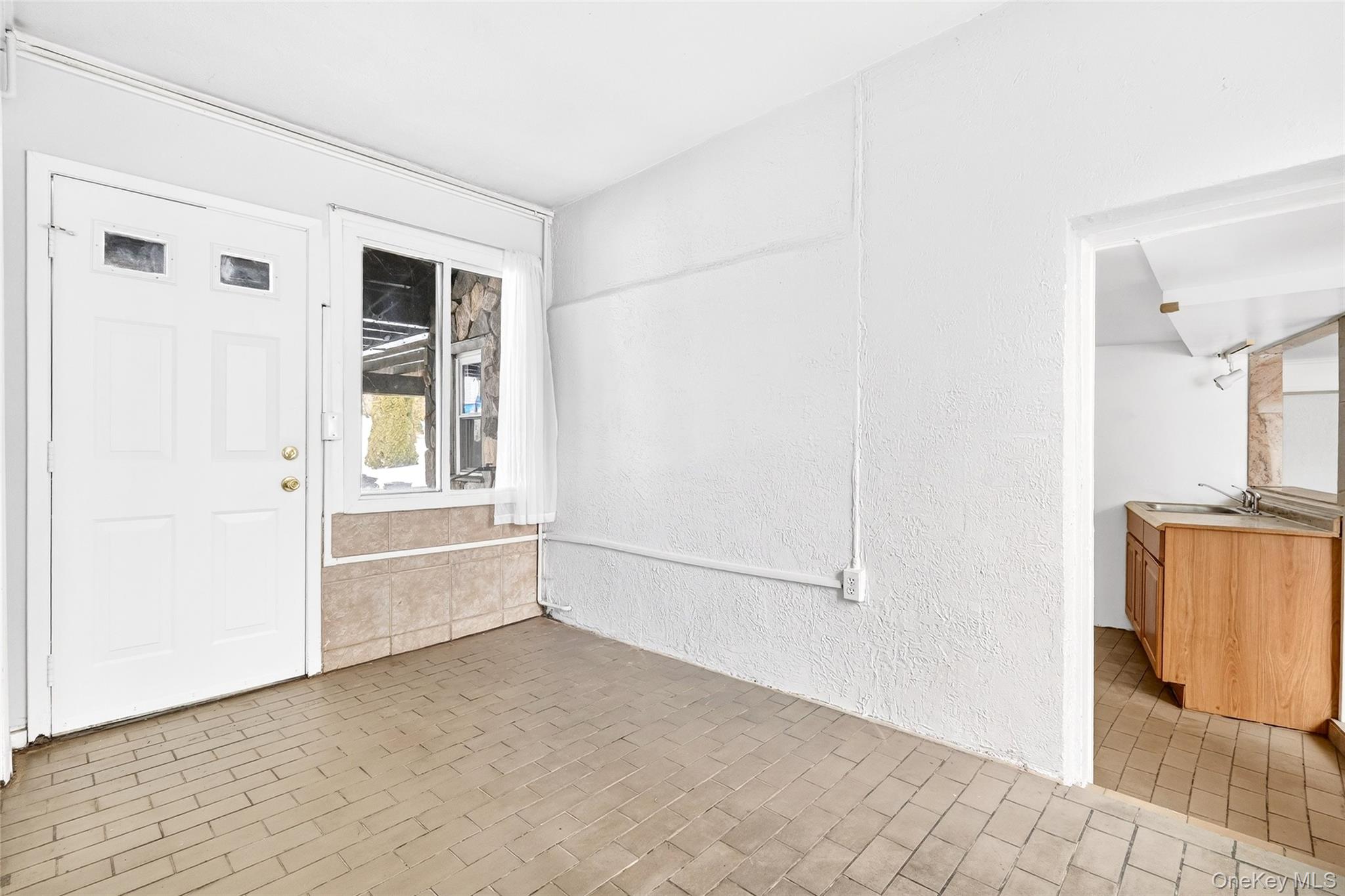 24 Old Knollwood Road