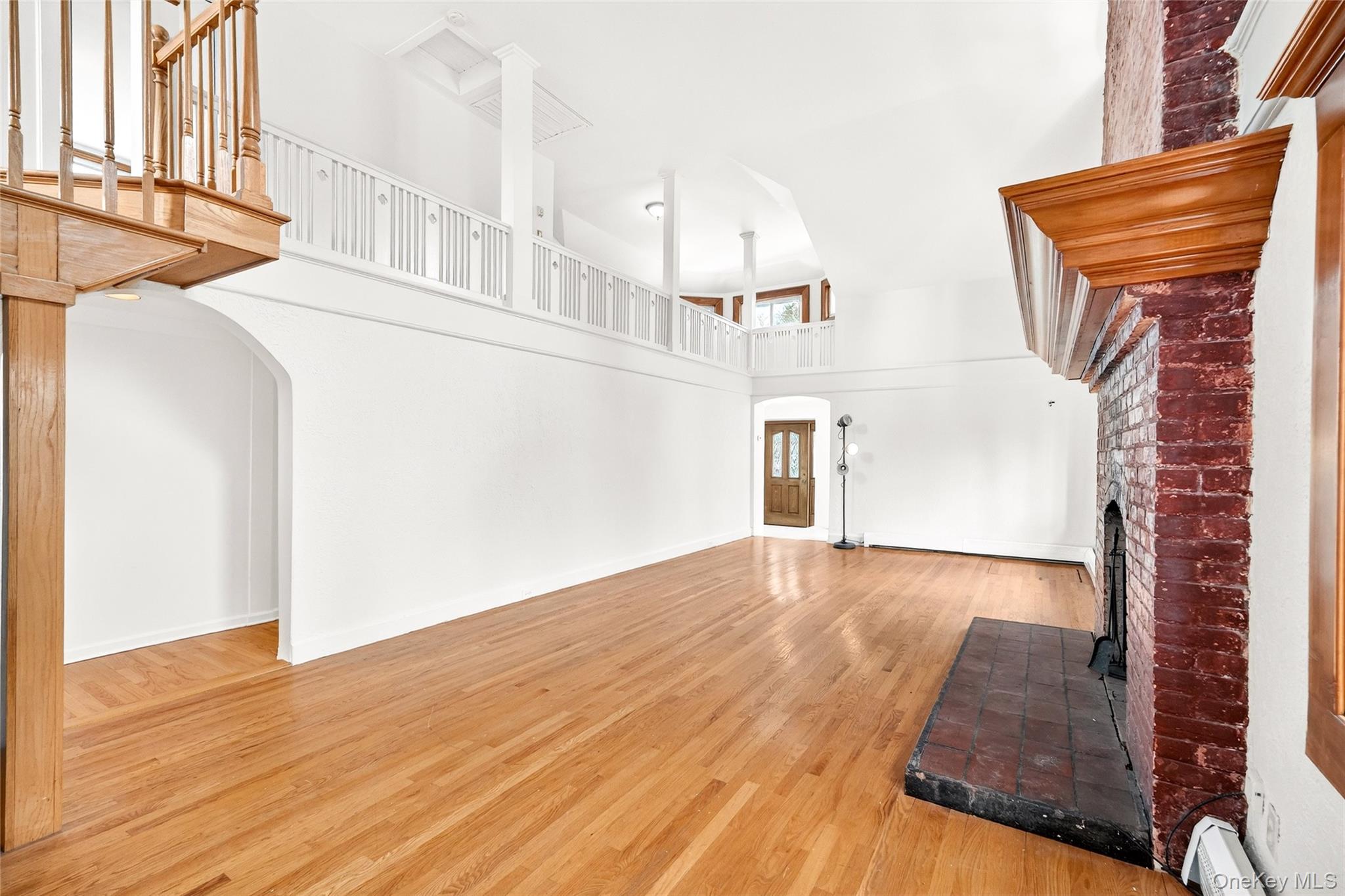 24 Old Knollwood Road