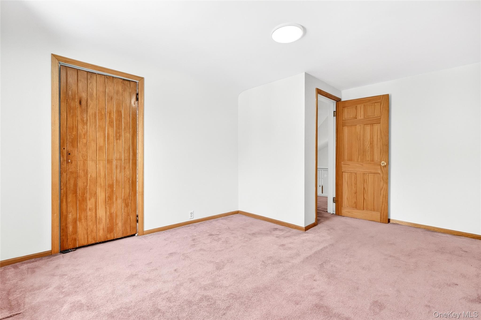 24 Old Knollwood Road