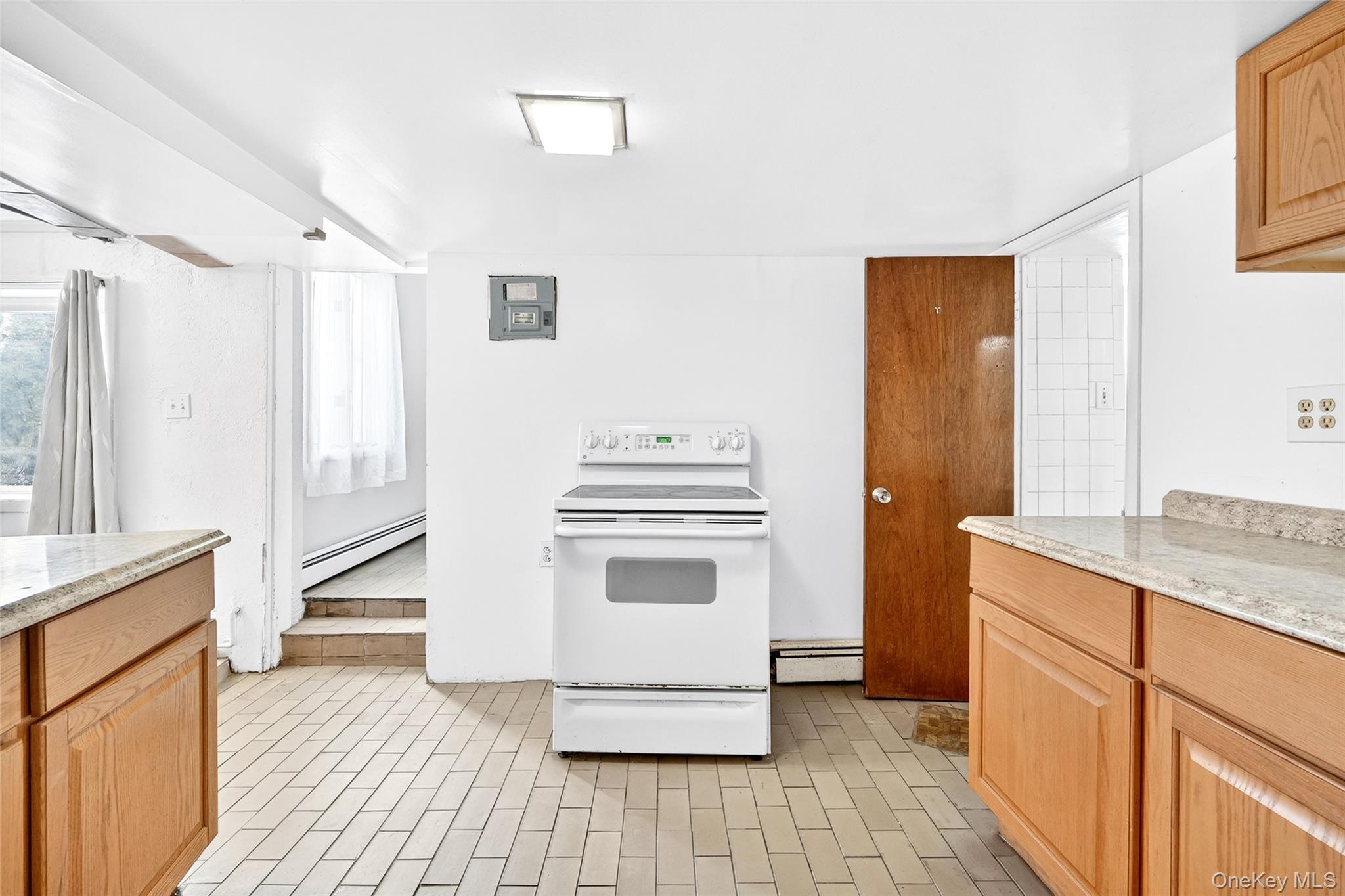 24 Old Knollwood Road