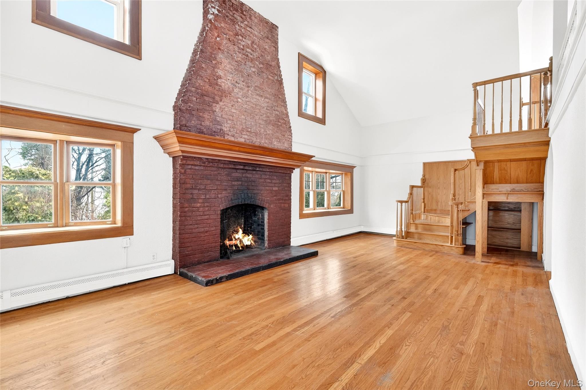 24 Old Knollwood Road