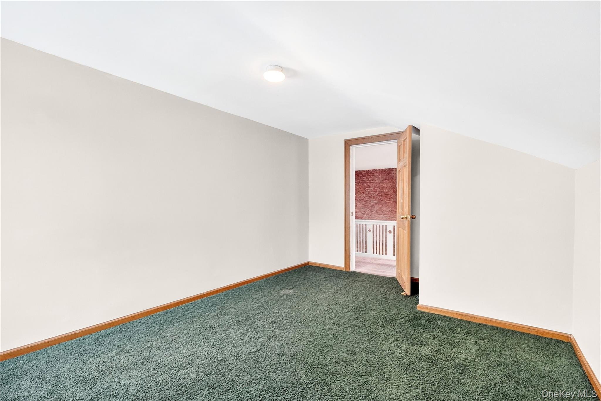 24 Old Knollwood Road