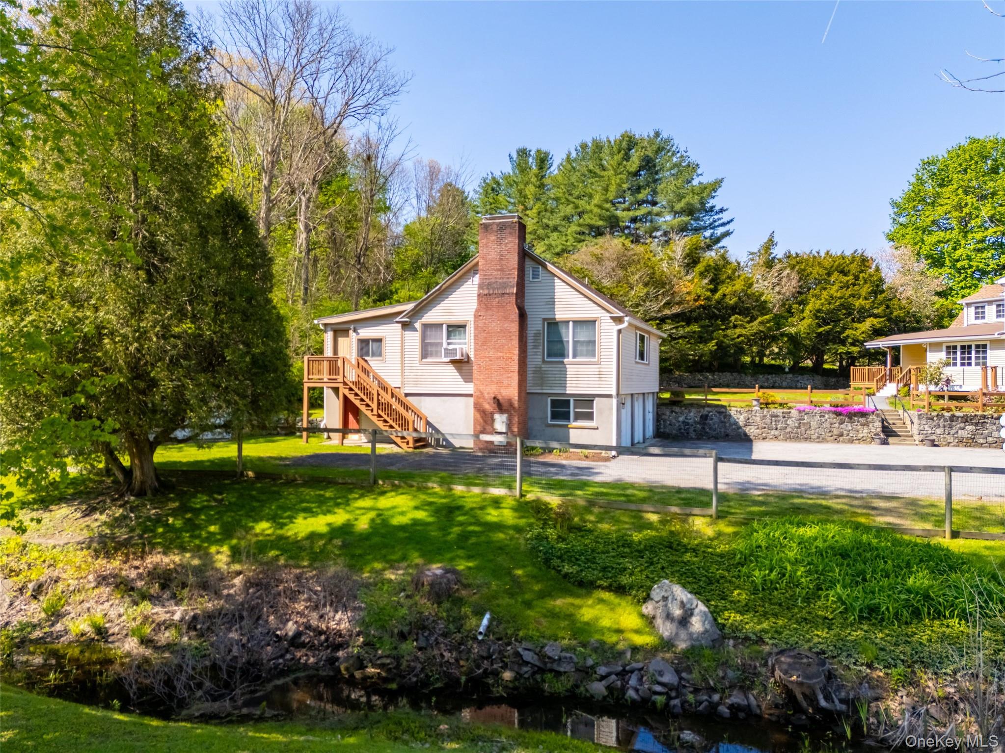 282-284 Doansburg Road