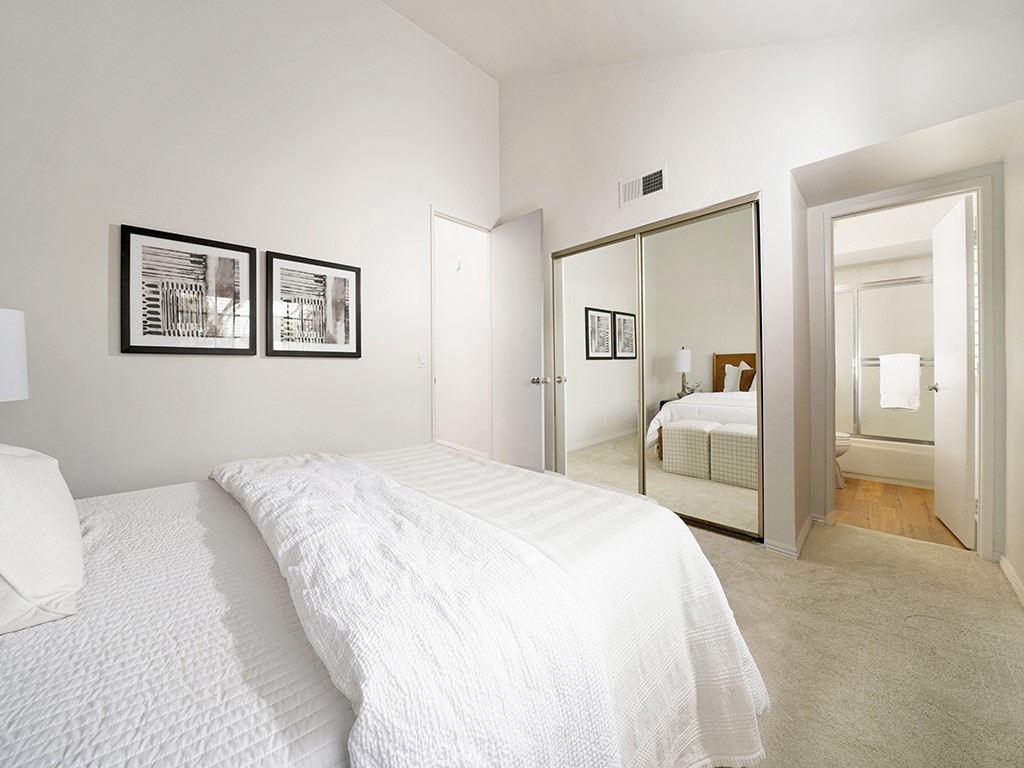 2220 E Chapman Avenue 53