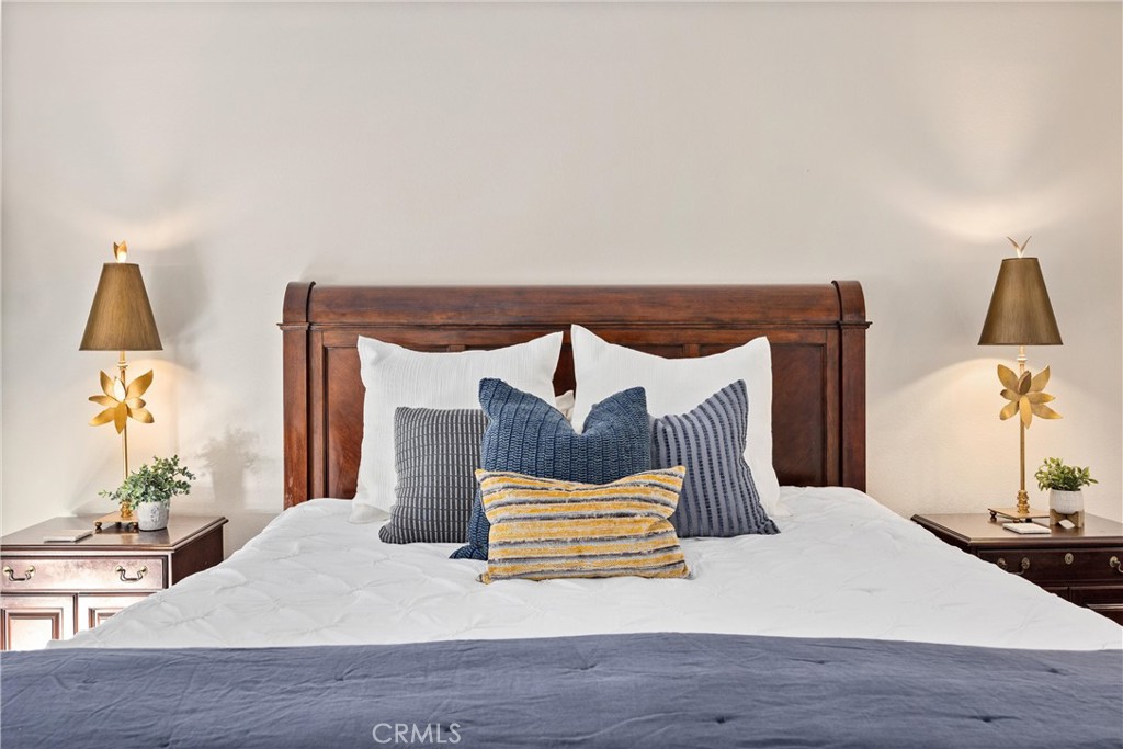 3855 Singingwood Drive