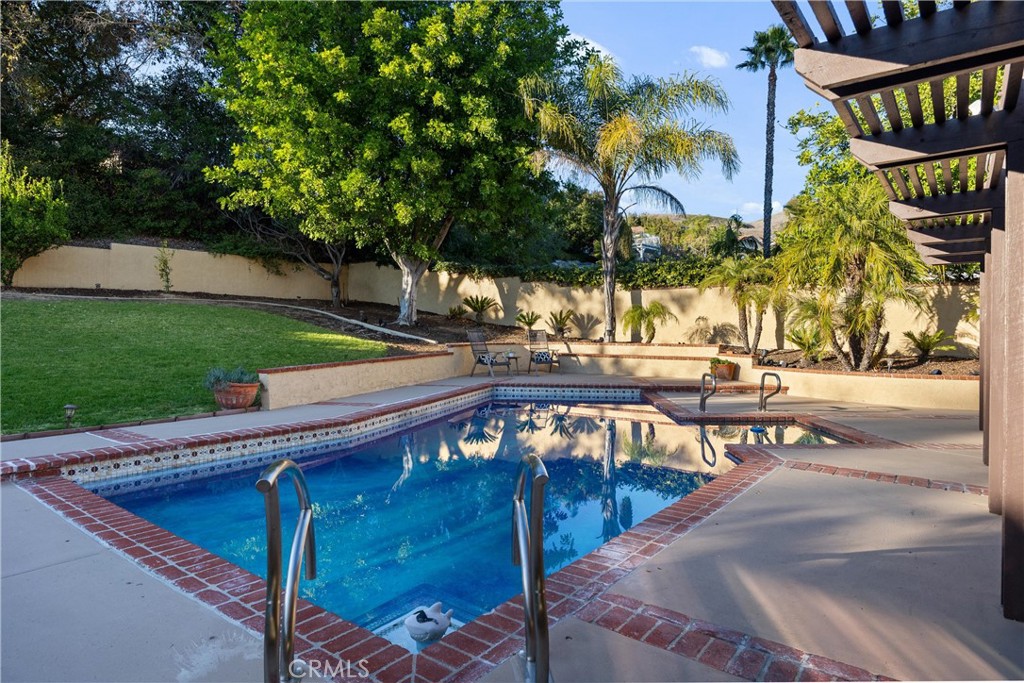 3855 Singingwood Drive