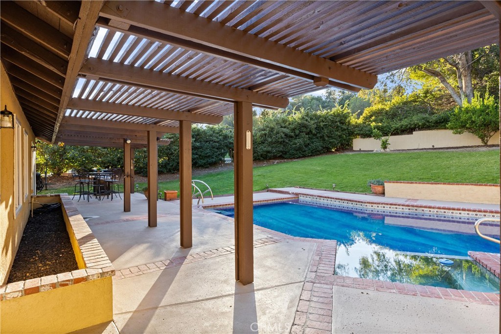 3855 Singingwood Drive