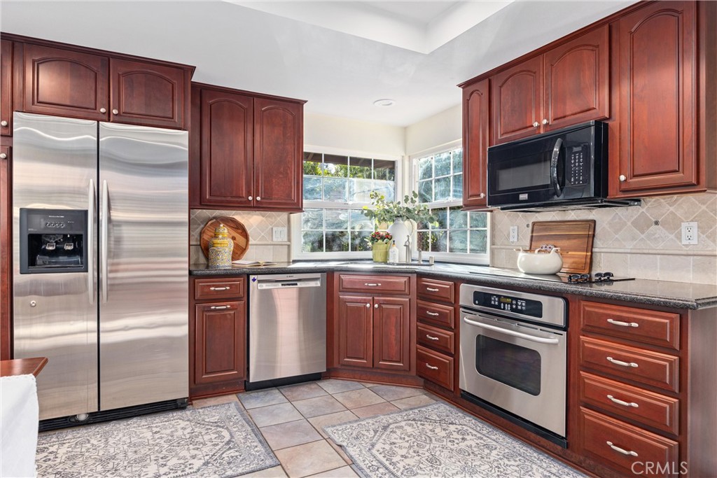 3855 Singingwood Drive