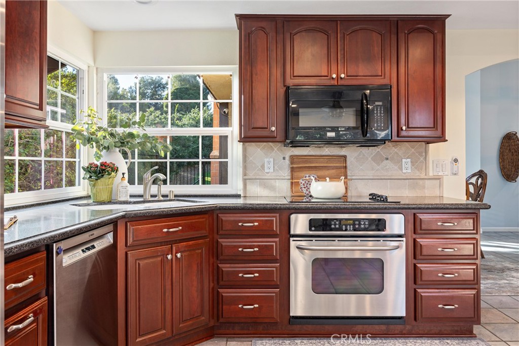 3855 Singingwood Drive