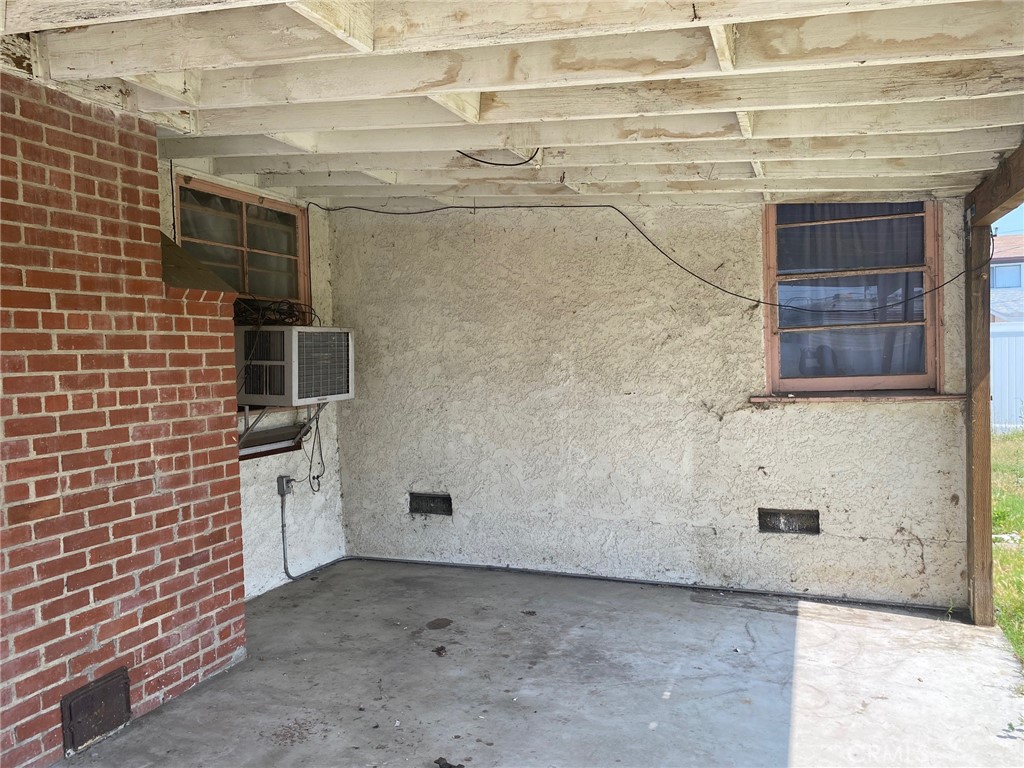 6742 Highland Avenue