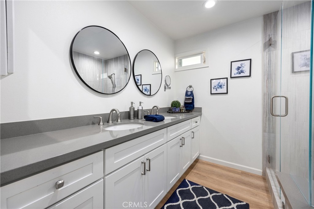 16942 Lake Terrace Way 1