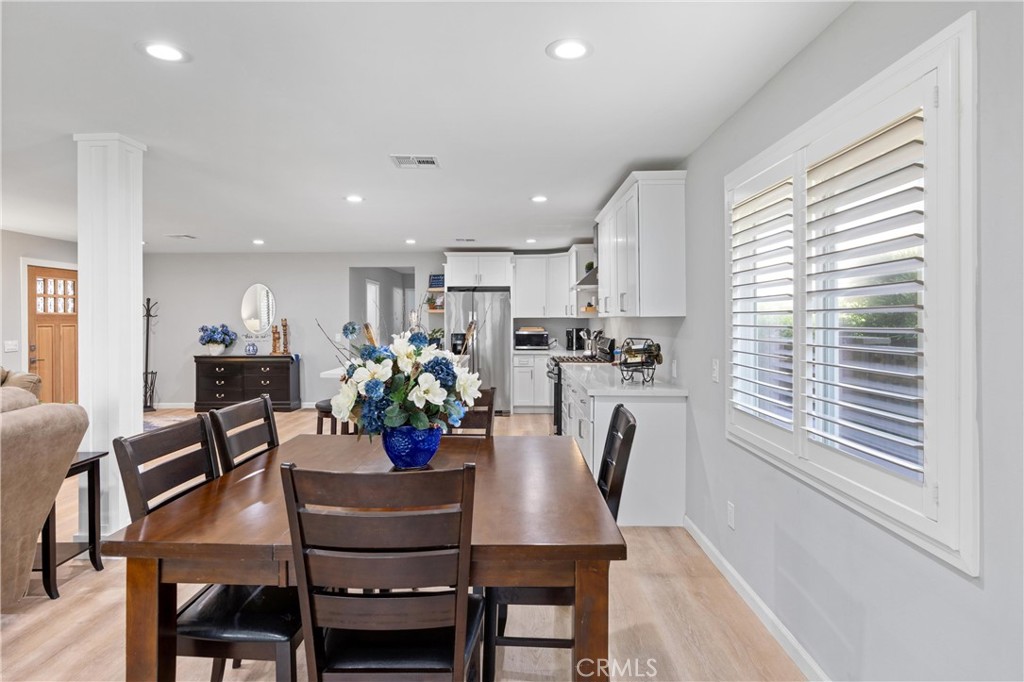 16942 Lake Terrace Way 1