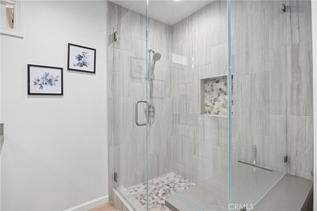 16942 Lake Terrace Way 1