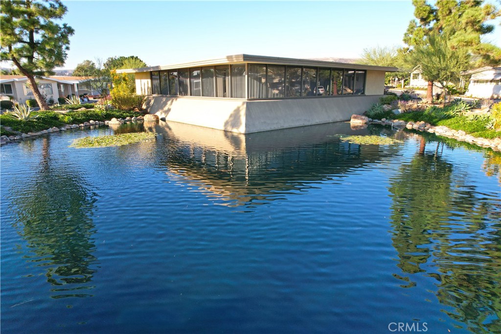 16942 Lake Terrace Way 1