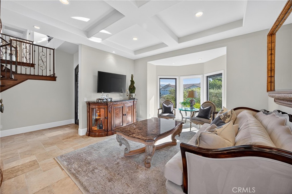 5505 Calle Vista Linda