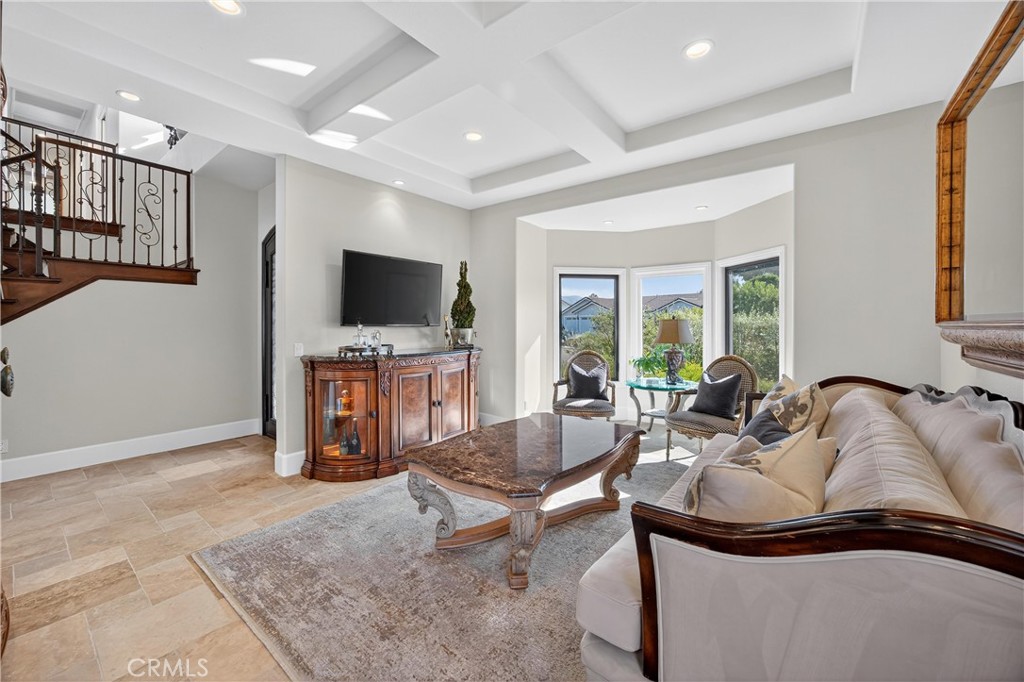 5505 Calle Vista Linda