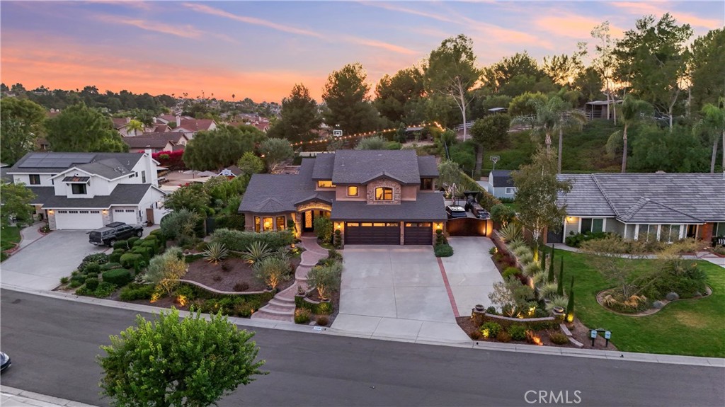 5505 Calle Vista Linda