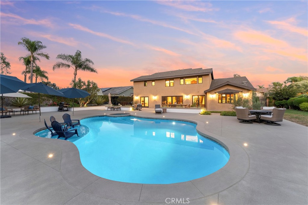 5505 Calle Vista Linda