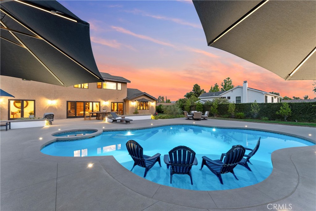 5505 Calle Vista Linda